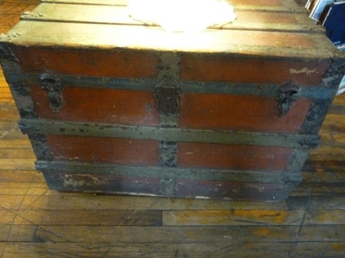 Antique coffee table - table, steamer